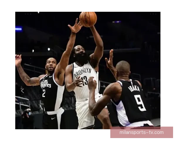 快船连胜五场双杀雄鹿小卡连续51场得分上二十大洛迎盖帽里程碑获致敬